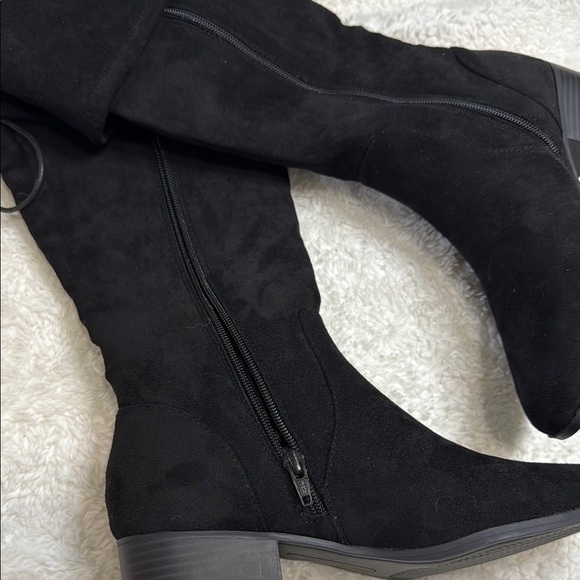 CROWN & IVY SIZE 8M Black Over-the-Knee Women's Boots NWOT - Picture 11 of 12